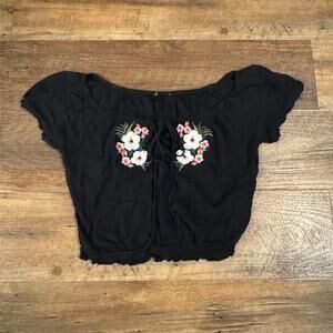 Hollister XS Black Floral Embroidered Dark Romantic Crop Top Coquette Boho Tie